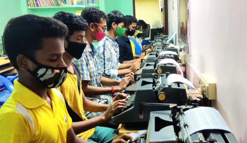 tally erp9, typewriting